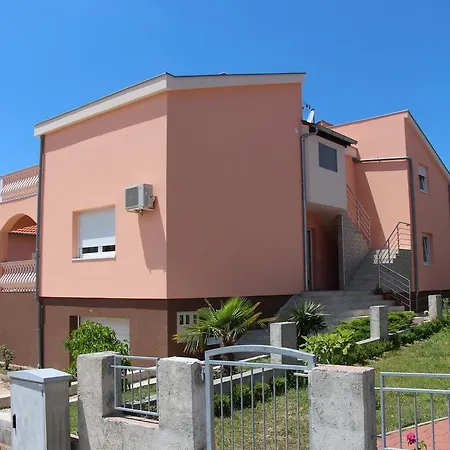 Adriatic Apartamento *