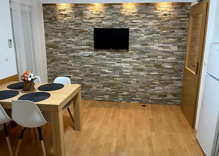 亚得里亚海公寓 扎达尔